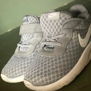 Nike toddler shoes